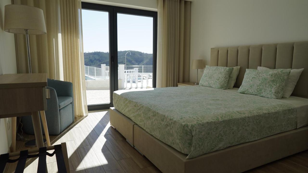 Ferreira do Zêzere Lago Azul Villas المظهر الخارجي الصورة